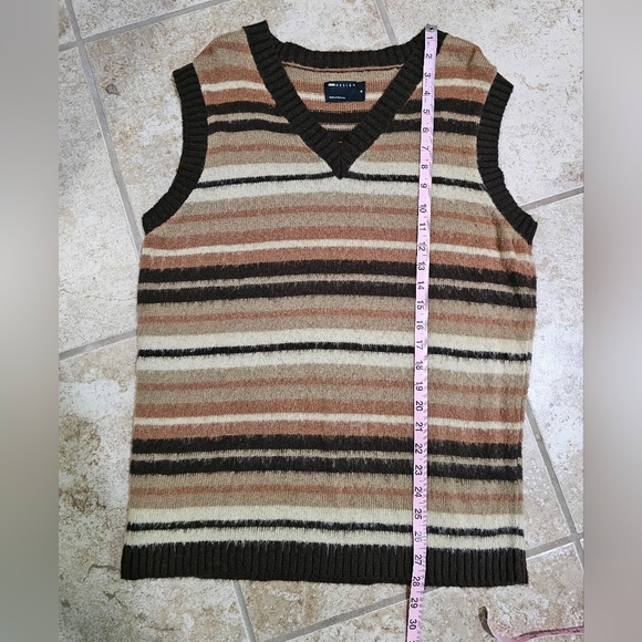 ASOS Striped Sweater Vest Medium Brown Black Preppy Grunge Streetwear Soft Knit - Picture 7 of 8